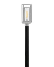 Load image into Gallery viewer, MEDIUM POST TOP OR PIER MOUNT LANTERN