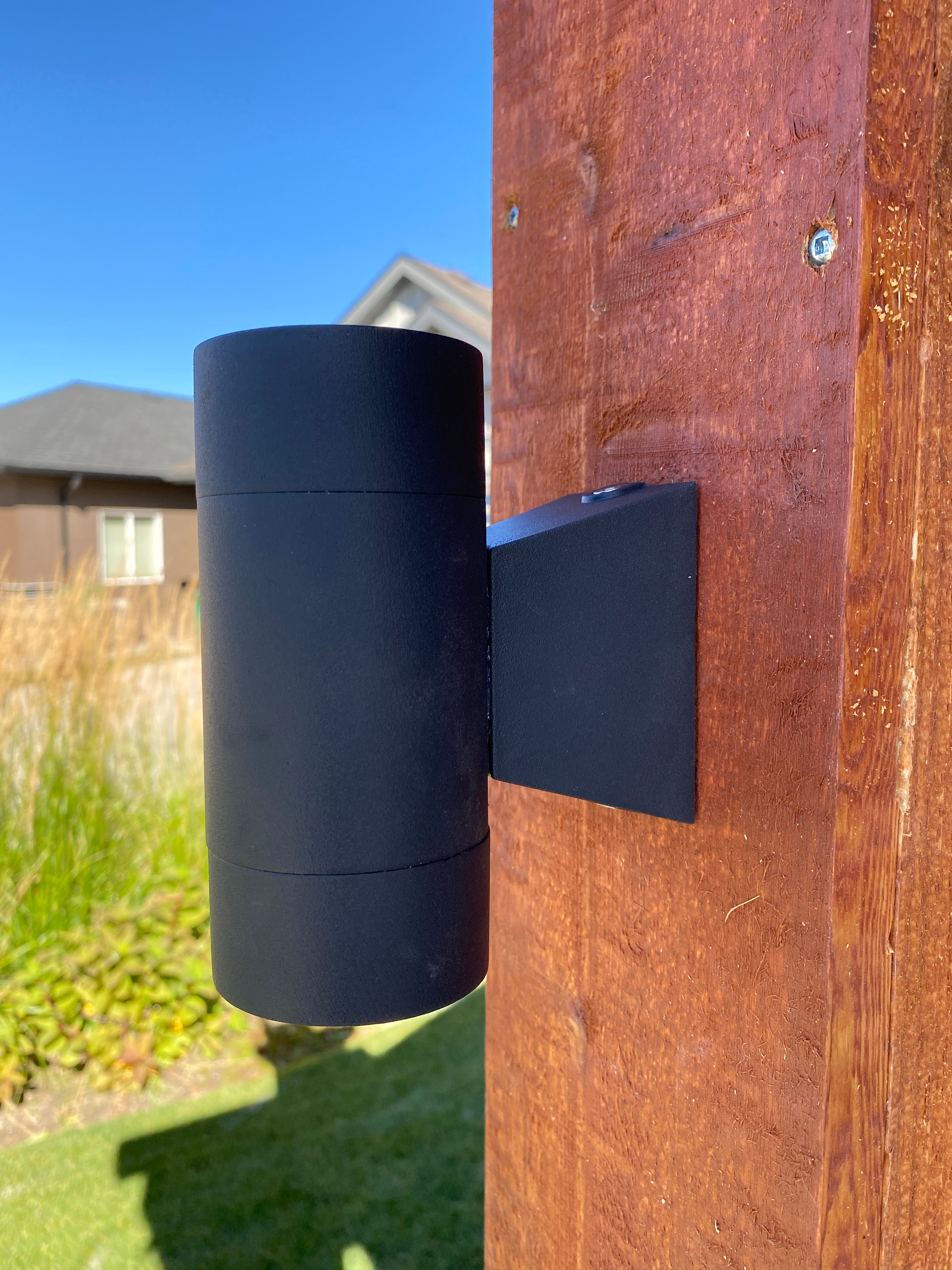 Lelevelle LED Wall Down Light in Black
