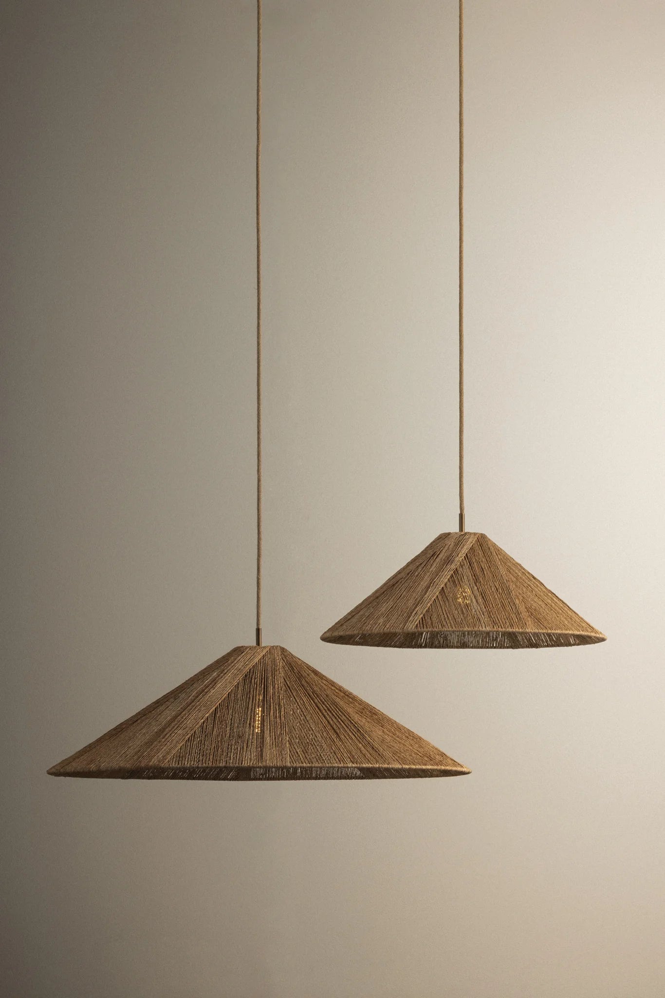 Ahrens Pendant (2 Sizes)