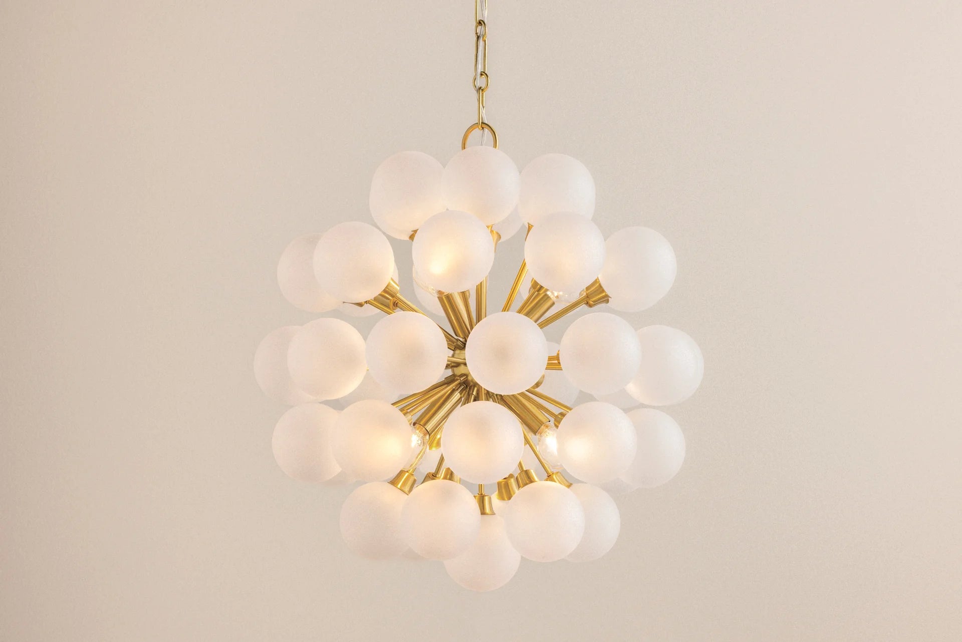 Antoneta Chandelier