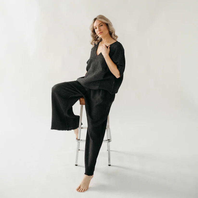 Crinkle V Neck Top (2 Colours)