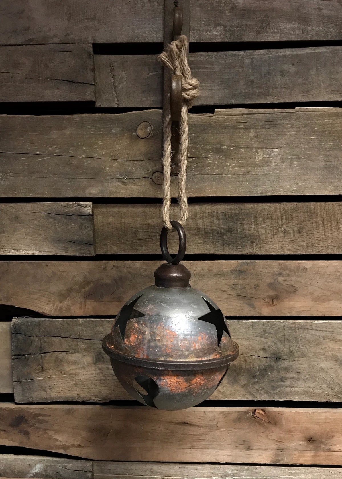 7"DIA TIN ANTIQUE BROWN JINGLE BELL W/JUTE ROPE