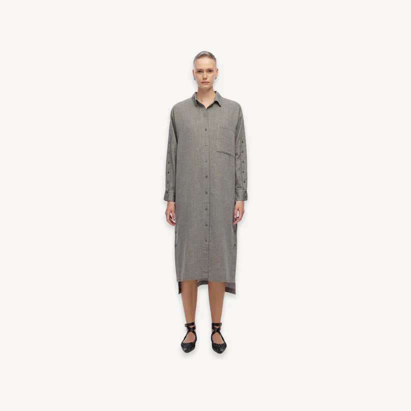 Buttoned Shirt Dress - by Pokoloko