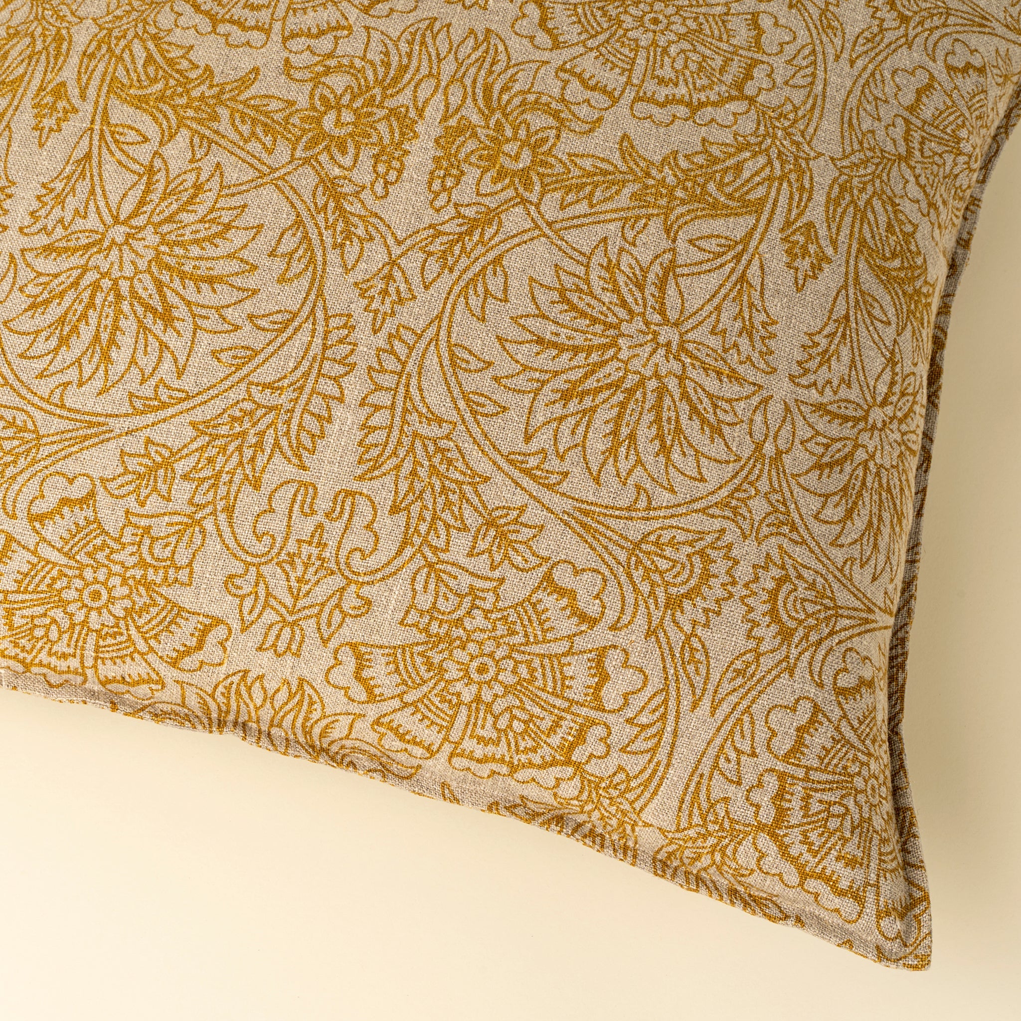 24x24 Floria Linen Pillow, Sunflower