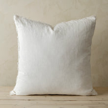 Load image into Gallery viewer, 24x24 Lina Linen Pillow (6 colours) - by Indaba
