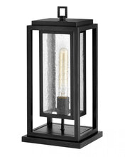 Load image into Gallery viewer, MEDIUM PIER MOUNT LANTERN 12V
