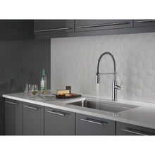 Load image into Gallery viewer, Antoni Single Handle Pull Down Kitchen Faucet (3 Finishes)
