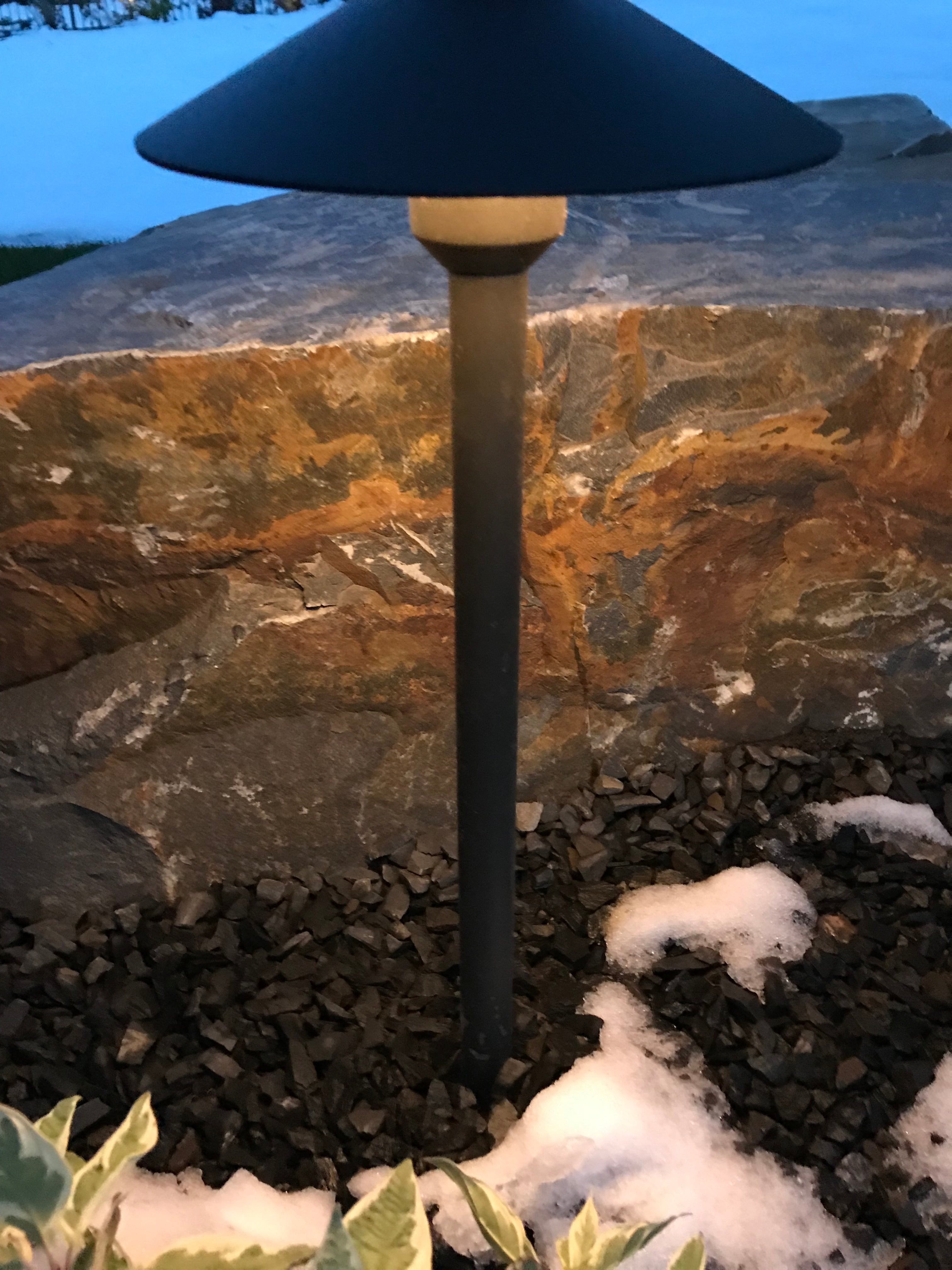 Lelevelle Dome Pathlight (2 Finishes)