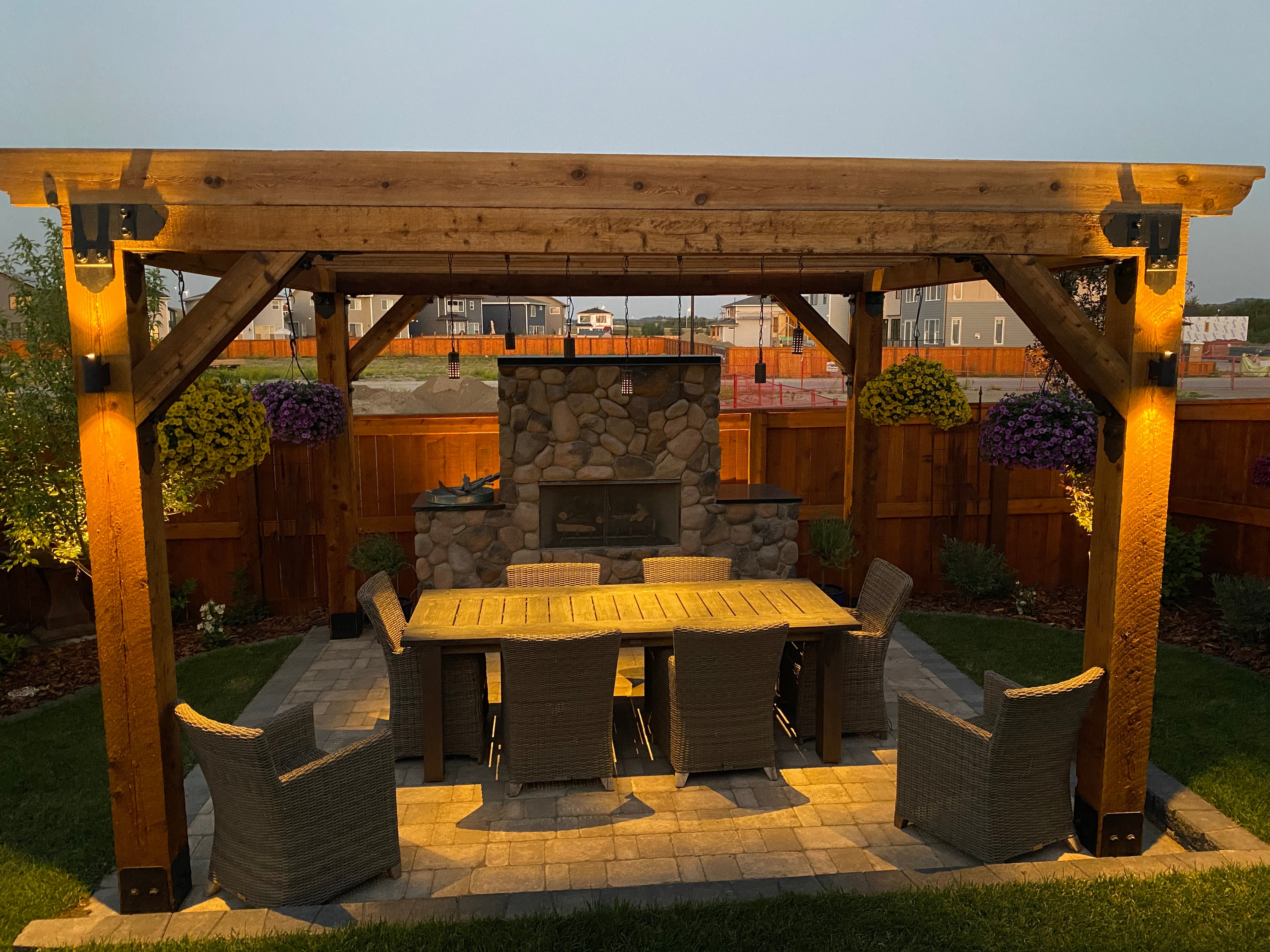 Lelevelle Hardscape/Strip Light