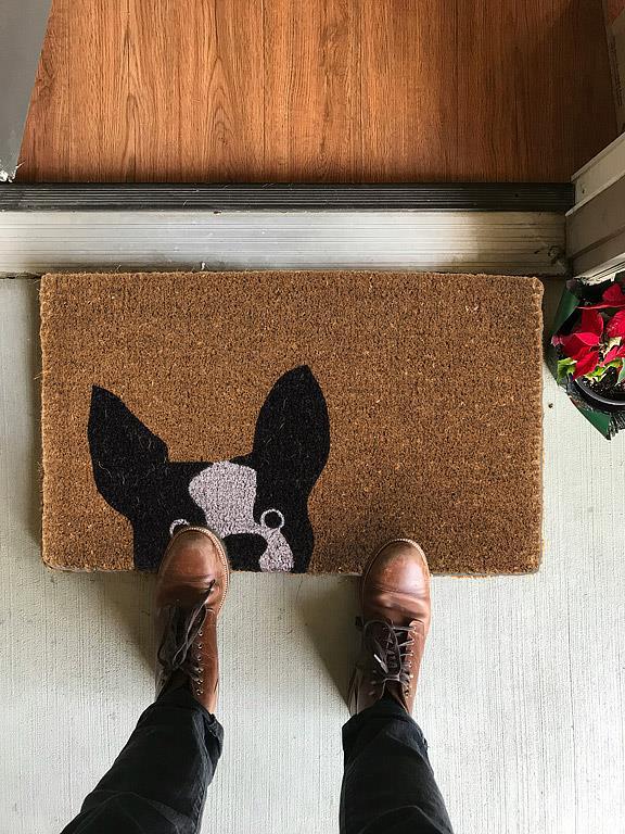 Peeking Dog Doormat