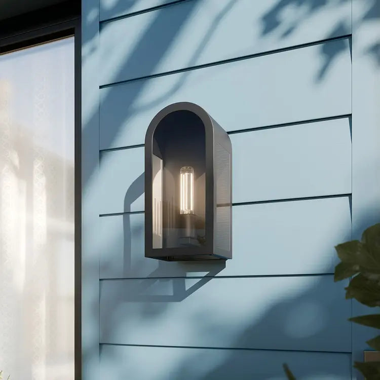 Marea Outdoor Wall Light (2 Finishes)