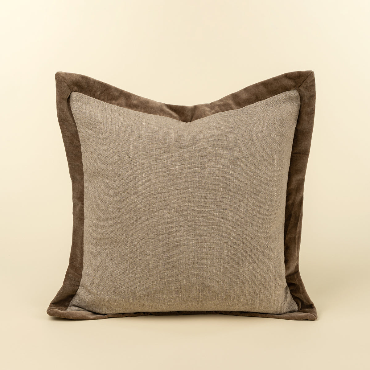 20 X 20 Velvet Edge Linen Pillow
