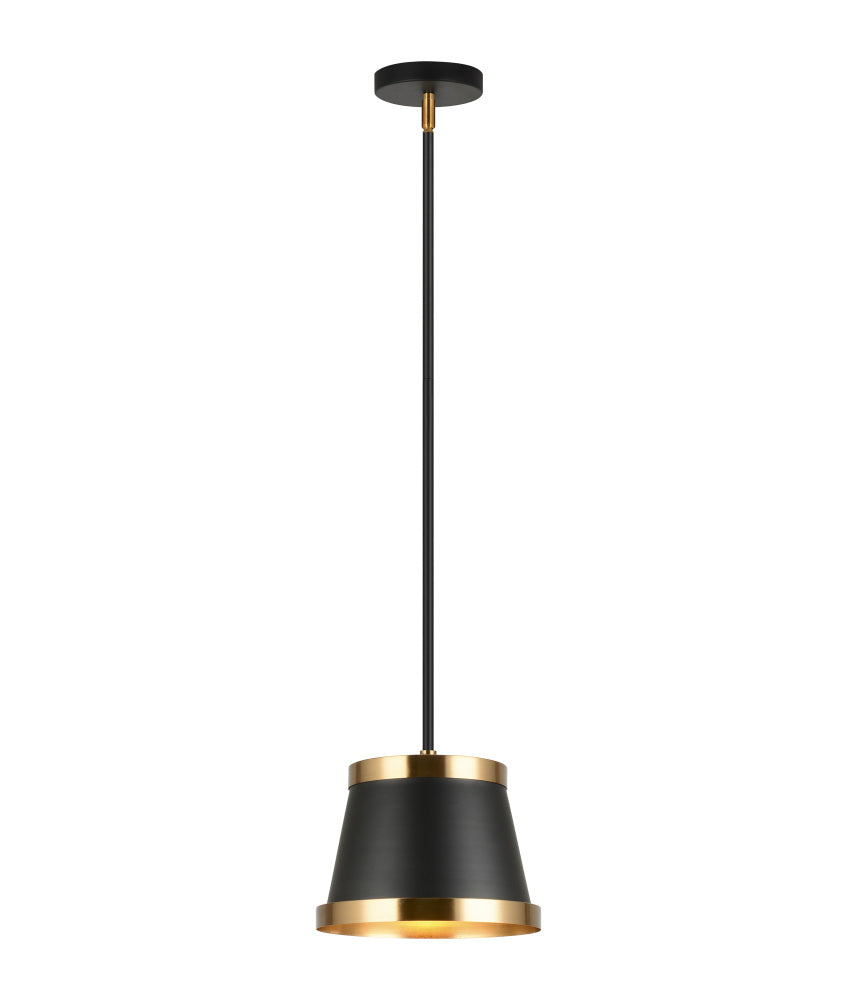 Caske Pendant