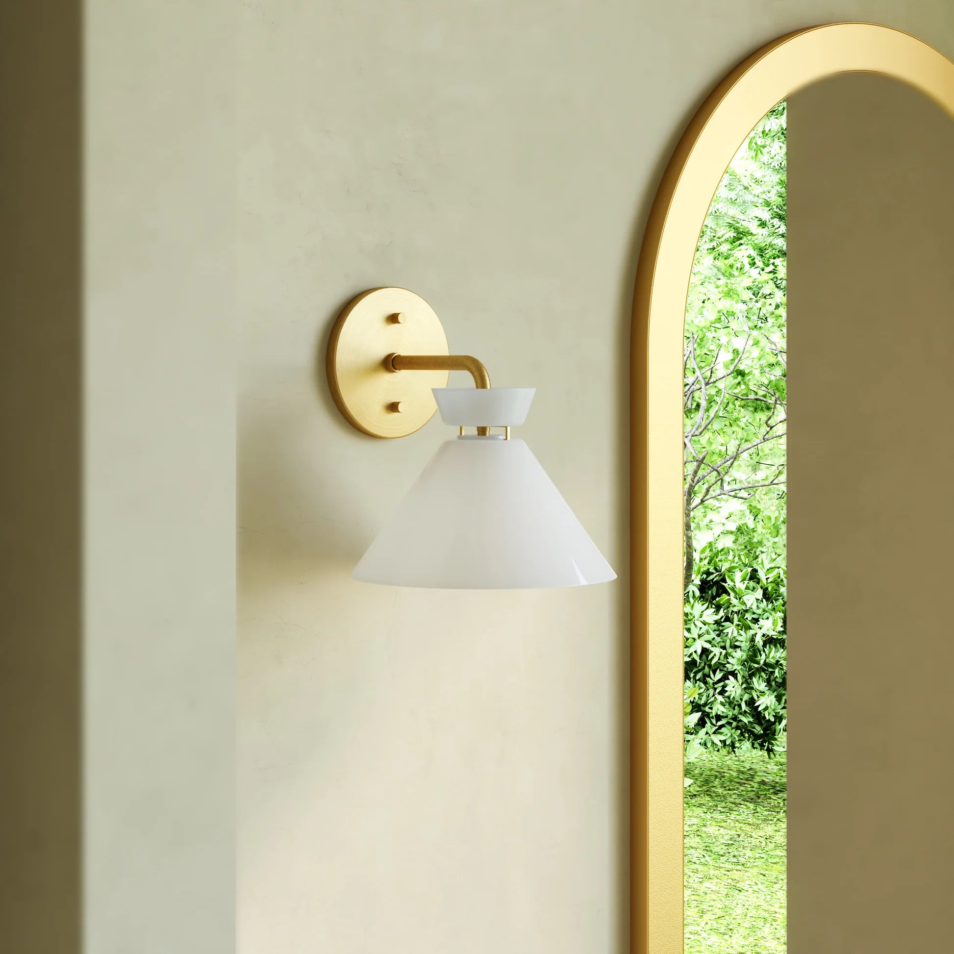 Halston Sconce (2 Finishes)