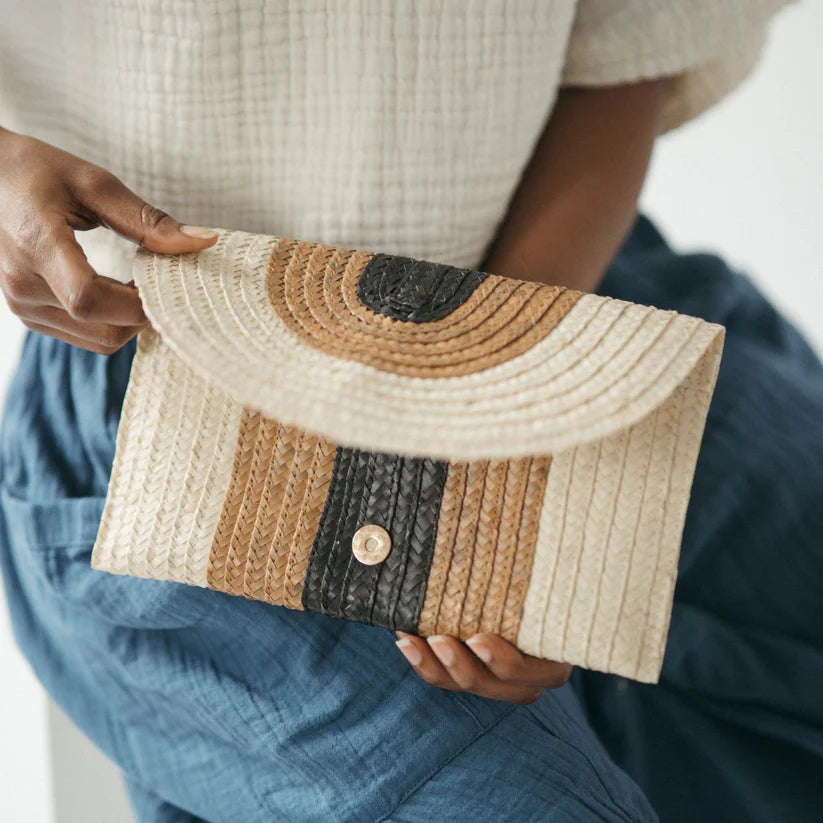 Palm Leaf Clutch (2 Colours)