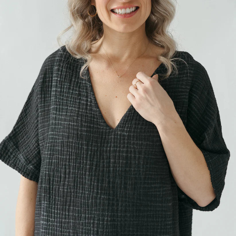 Crinkle V Neck Top (2 Colours)