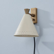 Load image into Gallery viewer, Marvin Wall Sconce ( 2 Finishes )
