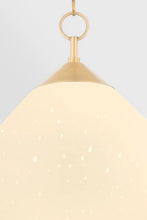 Load image into Gallery viewer, Semilla Pendant In Vintage Brass
