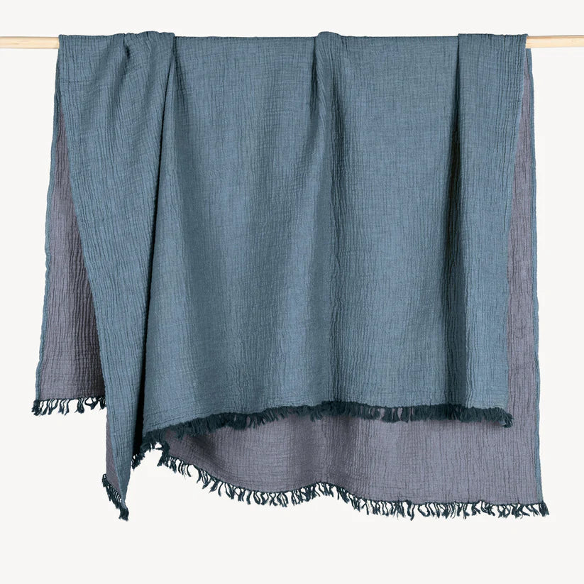 Solid Crinkle Throw
