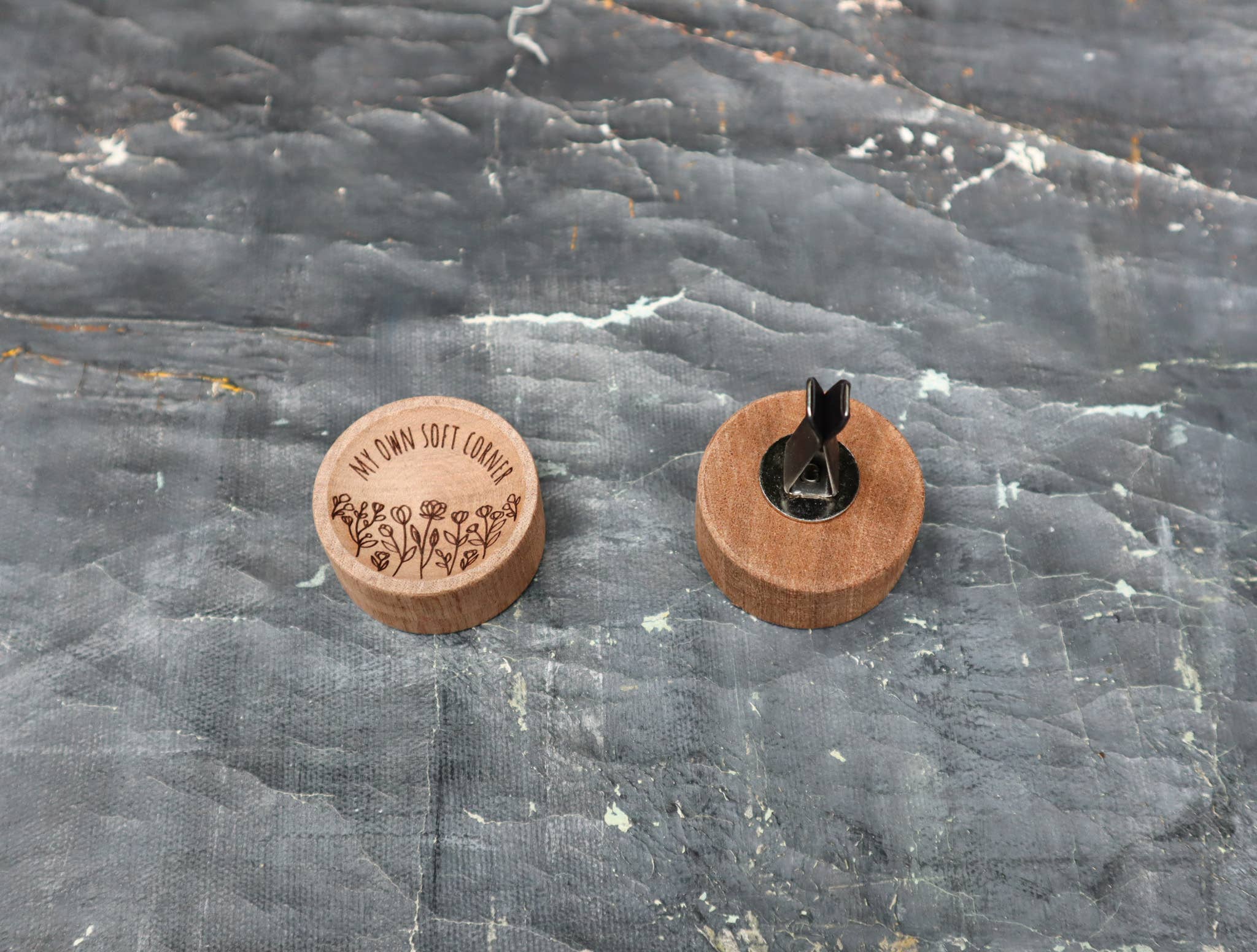 Soft Corner - Wooden Essential Oil Diffuser for Car